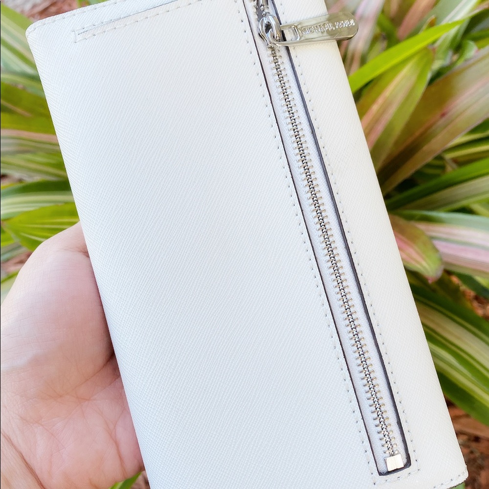 Michael kors large trifold wallet white - Picture 4 of 5